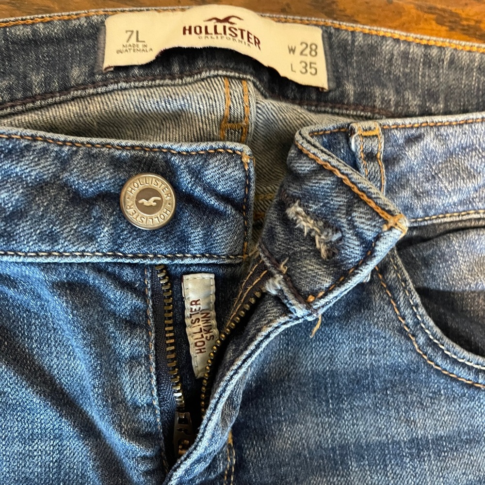 Hollister jeans